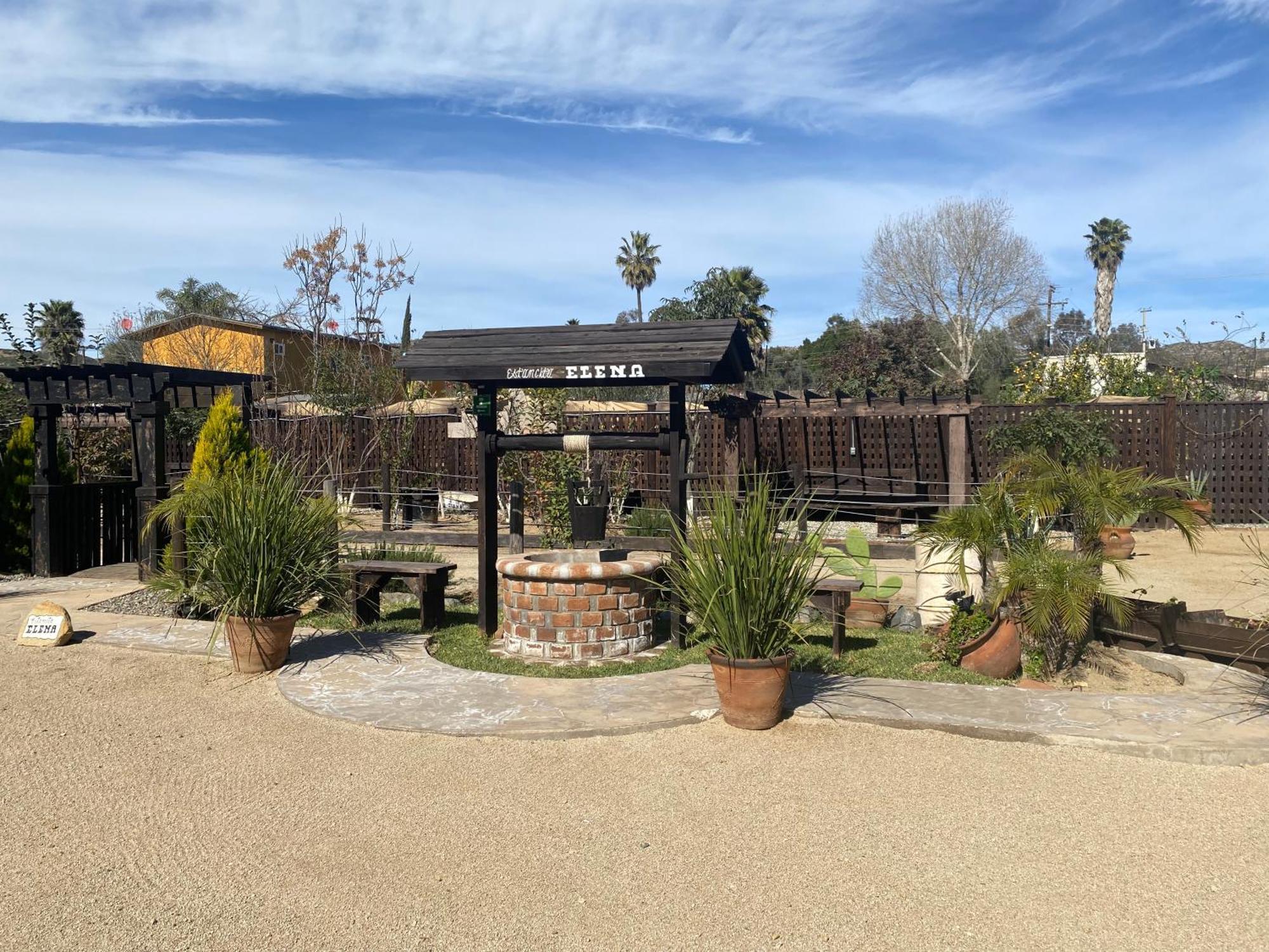 Hotel Estancita Elena Valle de Guadalupe Esterno foto