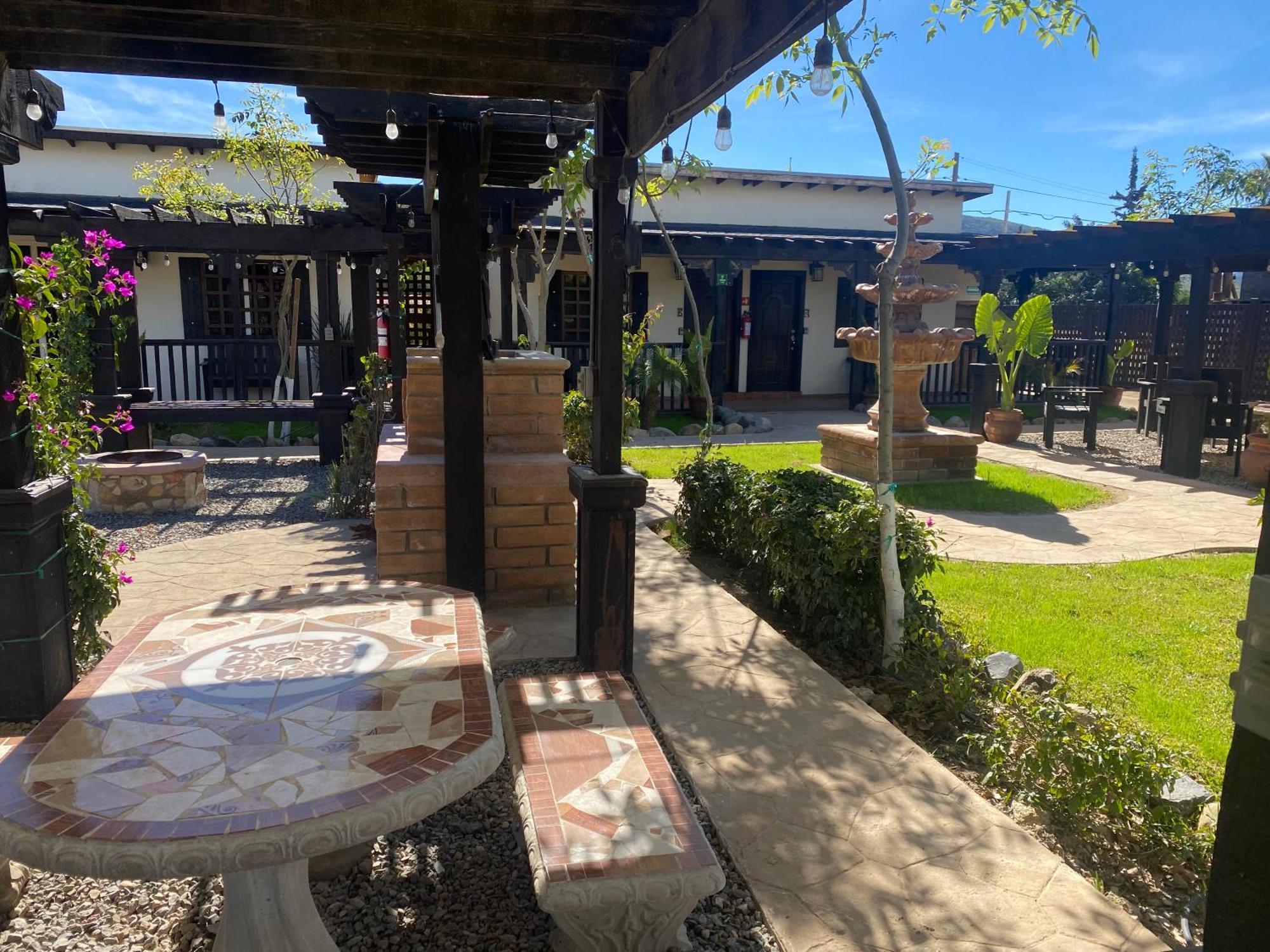 Hotel Estancita Elena Valle de Guadalupe Esterno foto