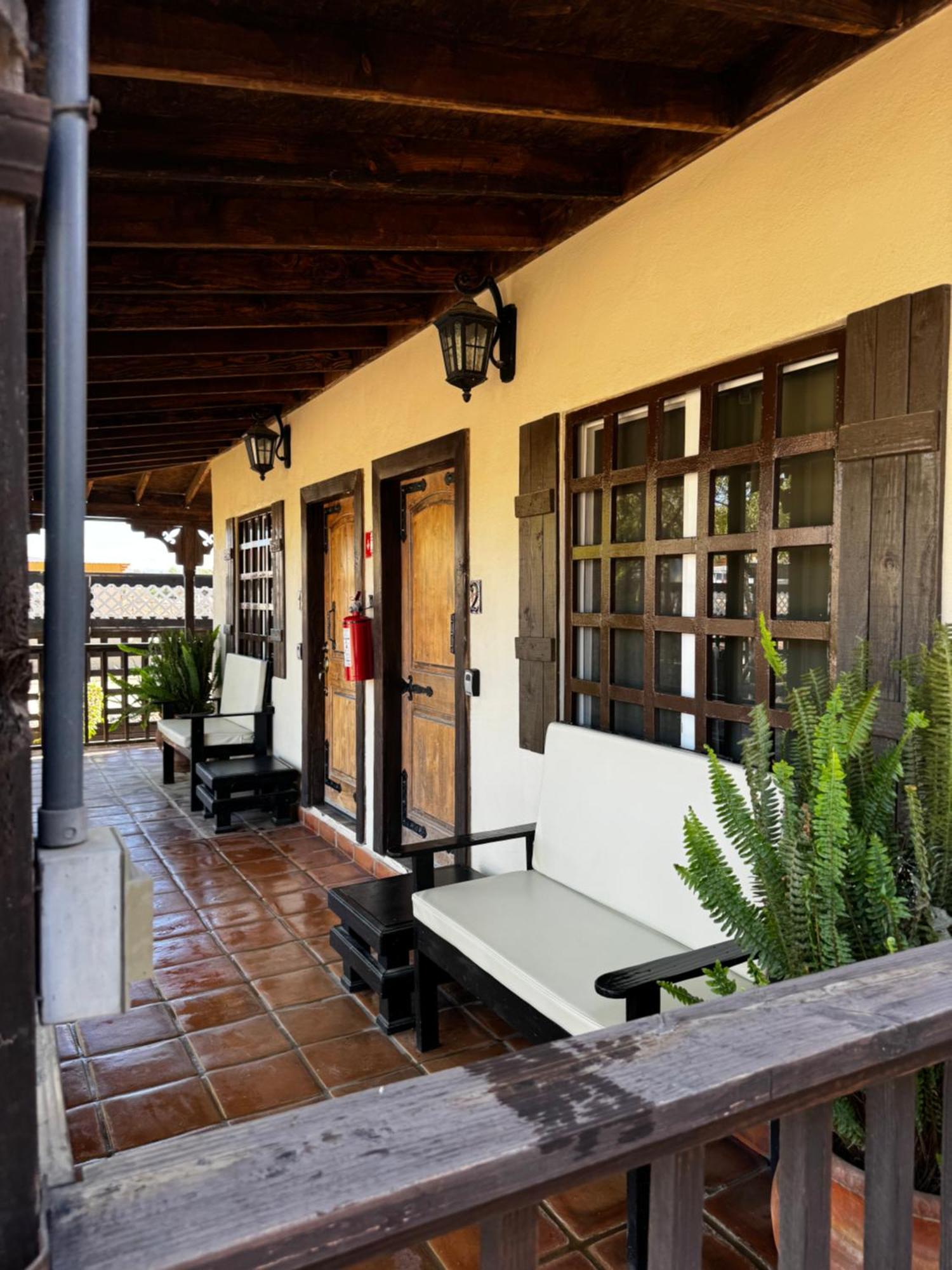 Hotel Estancita Elena Valle de Guadalupe Esterno foto